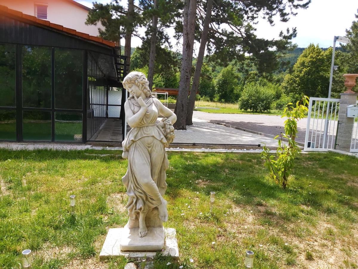 Divaca, Vila Srebrna Exteriér fotografie